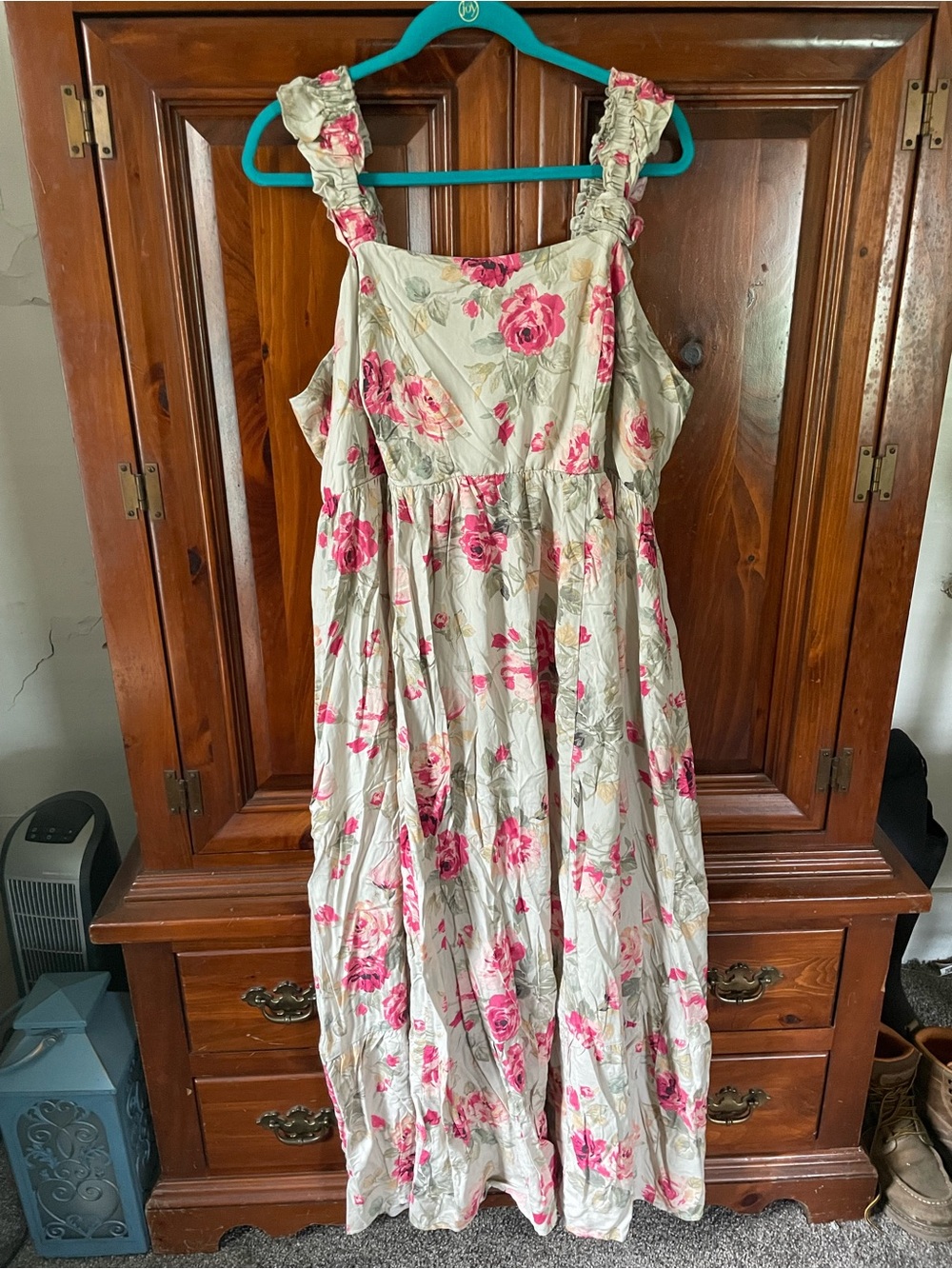 torrid Pink Floral Ruffle Strap Maxi Dress on Cream